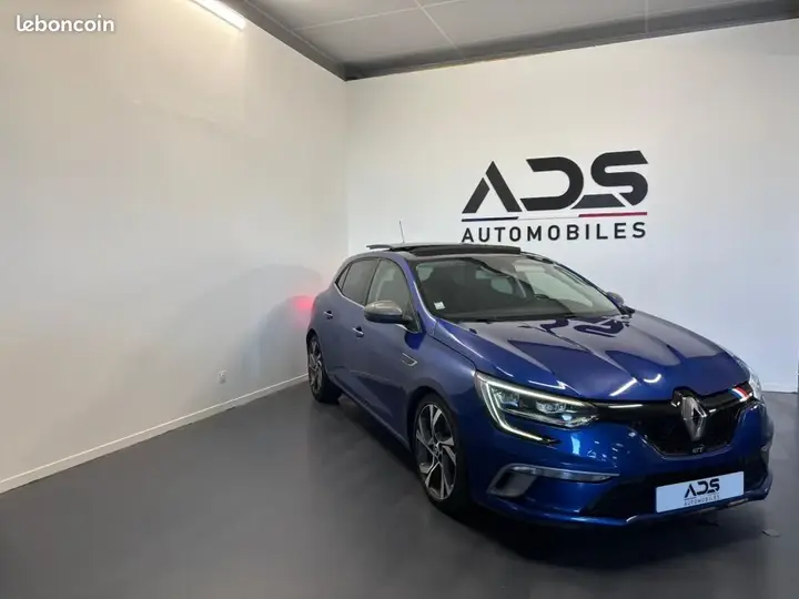 Renault Megane 2017 photo 3