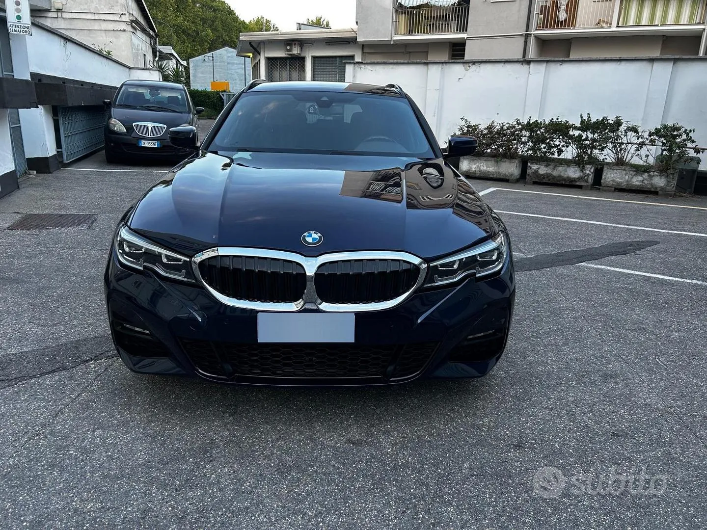 BMW 320