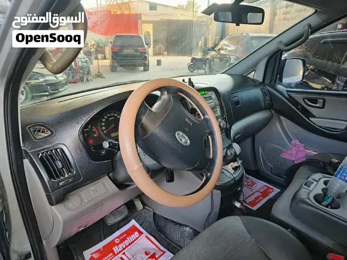 Hyundai H1 Gls 2011 photo 2