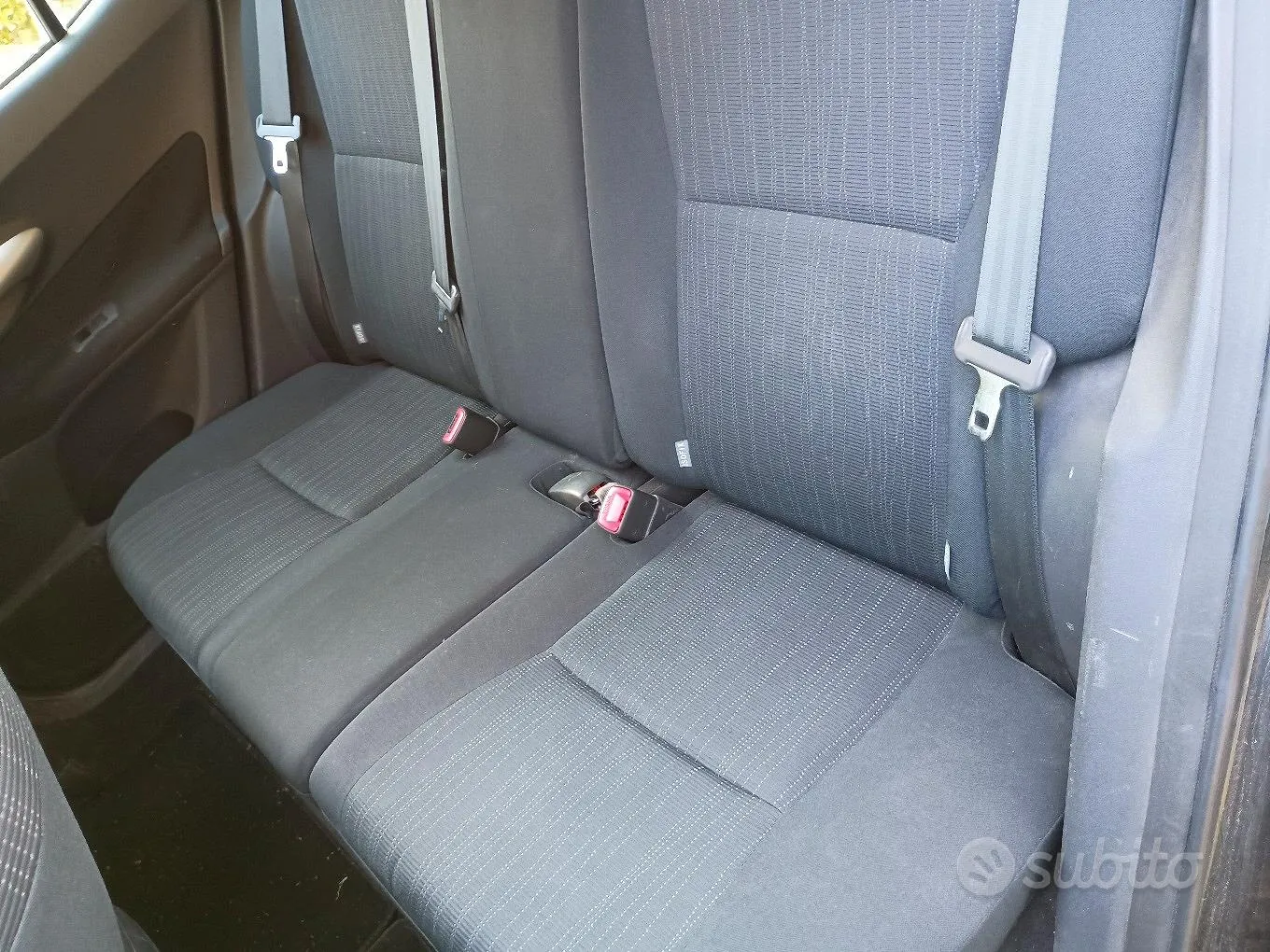 Toyota Auris 2009 photo 5
