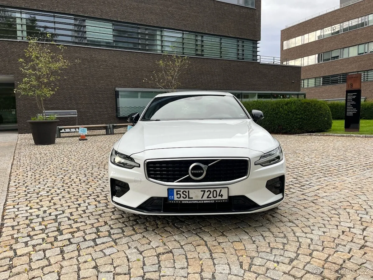 Volvo S60 2021 photo 3