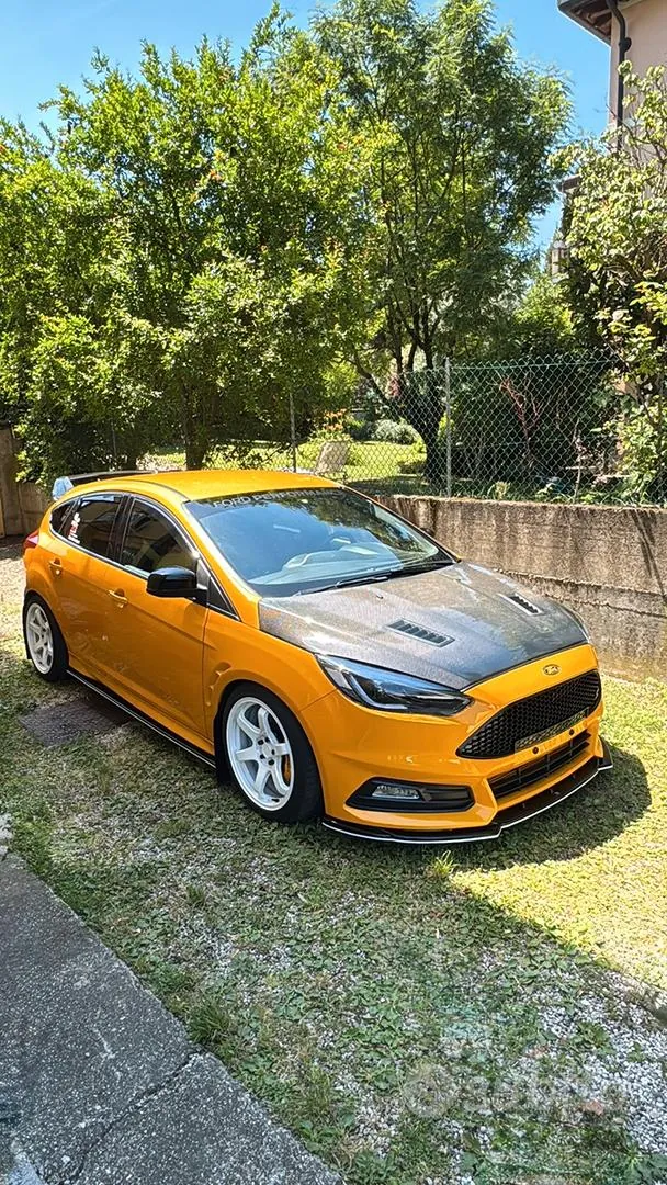 Ford Focus St 2016 photo 5