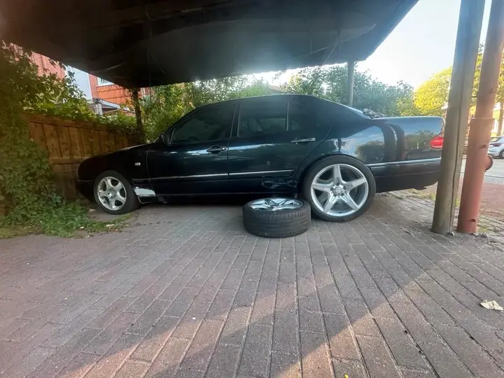 Mercedes-Benz E420