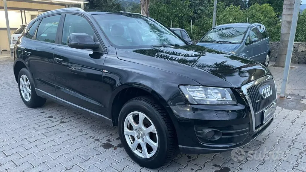 Audi Q5 2011 photo 2