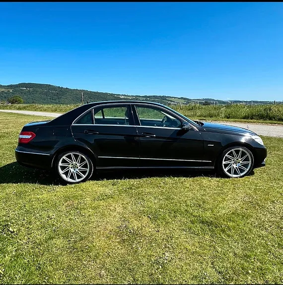 Mercedes-Benz E220 D 2009 photo 2