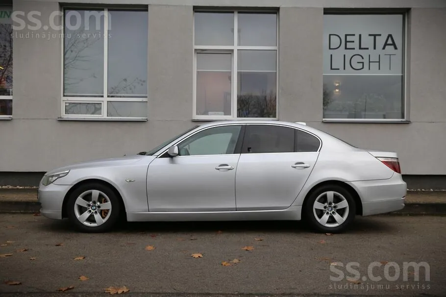 BMW 525 2007 photo 2