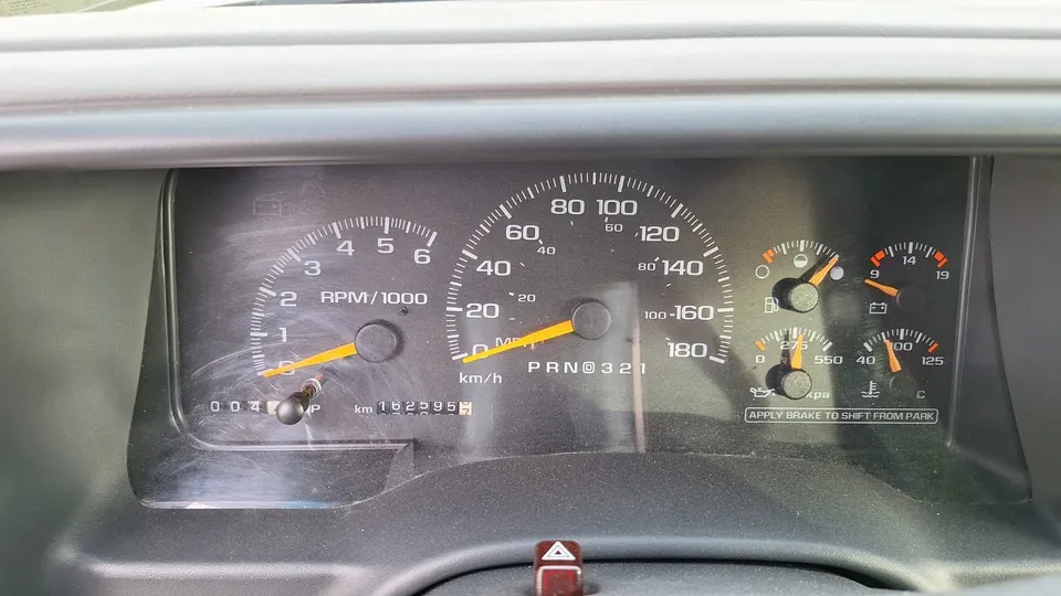 GMC Yukon 1999 photo 4