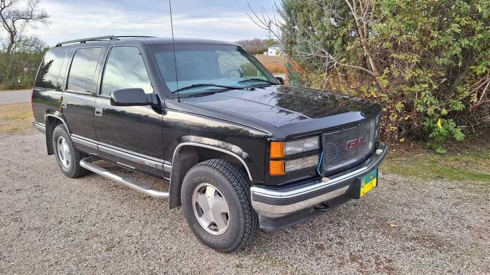 GMC Yukon 1999 photo 5