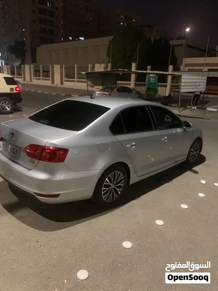 Volkswagen Jetta 2014 photo 2