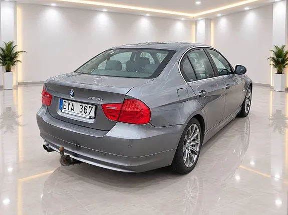 BMW 325I 2010 photo 5