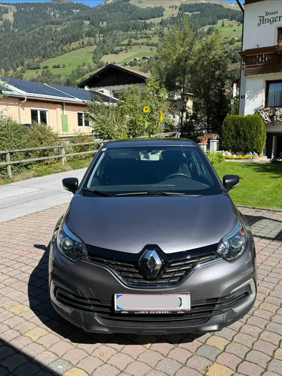 Renault Captur 2019 photo 2