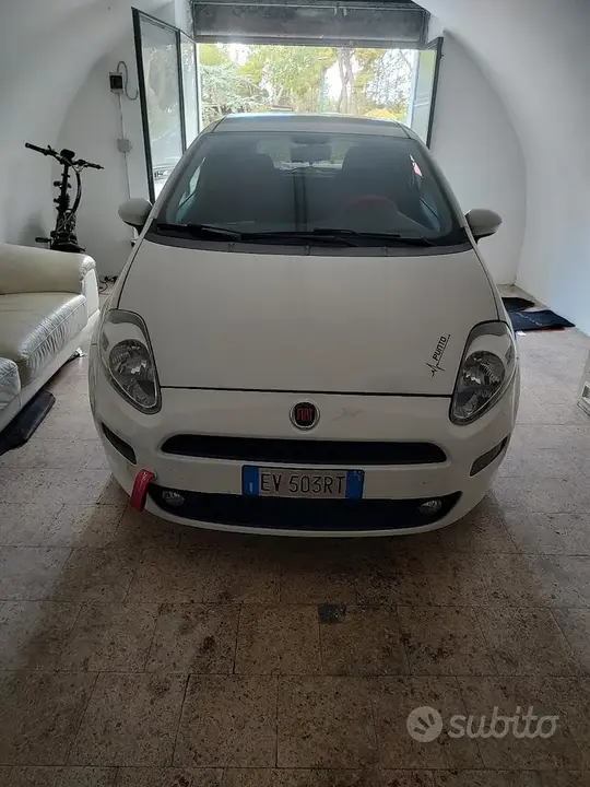 Fiat Punto 2014 photo 2
