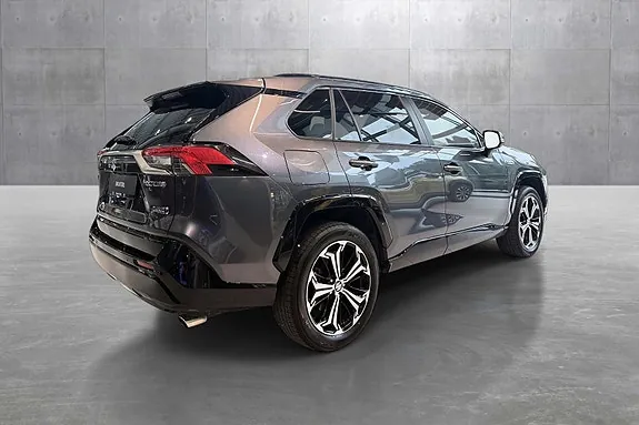 Suzuki Across 2021 photo 5