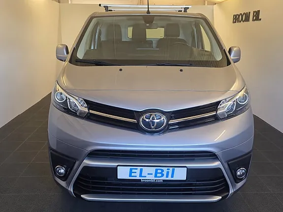 Toyota Proace 2022 photo 2