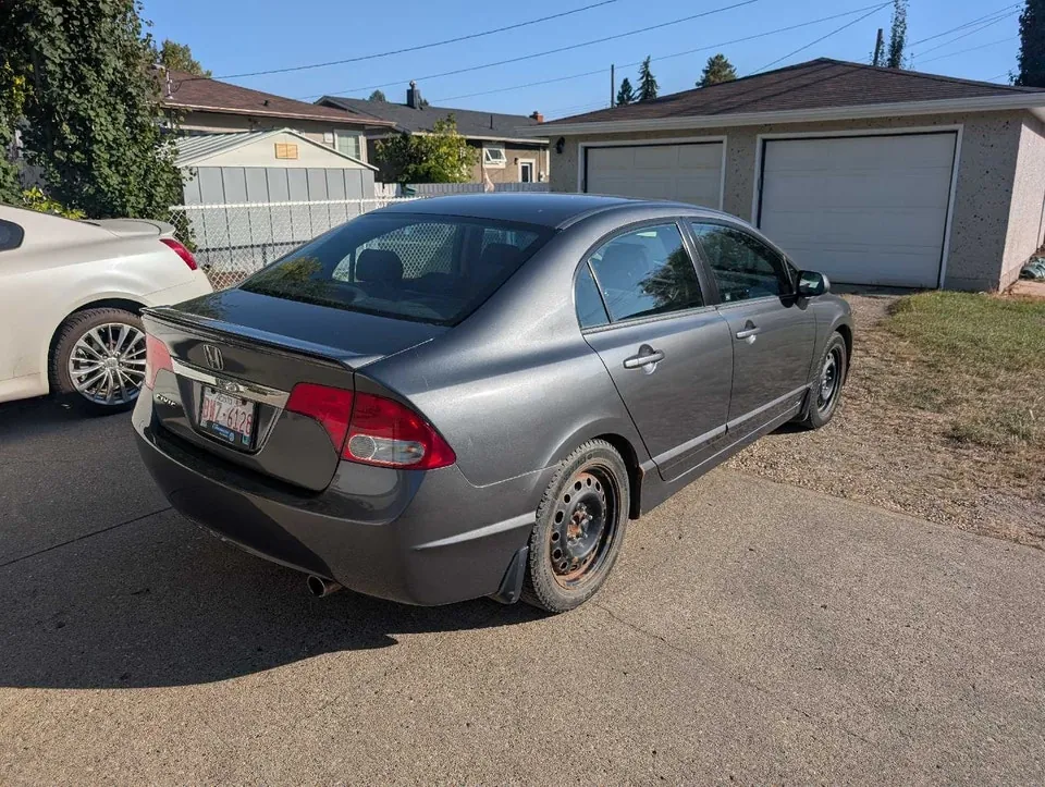 Honda Civic 2010 photo 4
