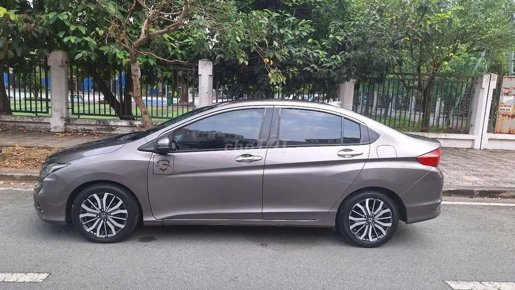 Honda City 2018 photo 3