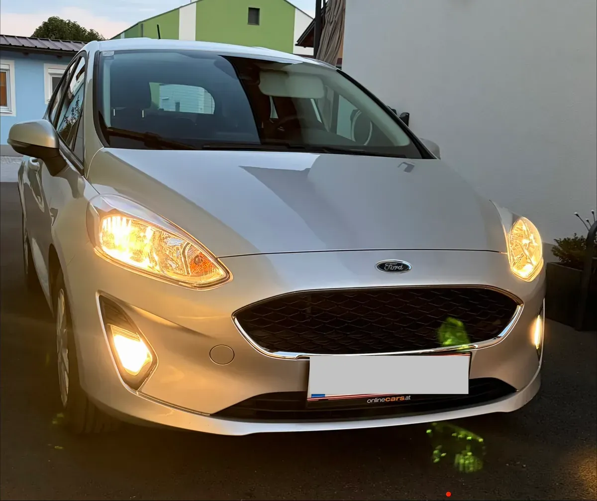 Ford Fiesta 2019 photo 2