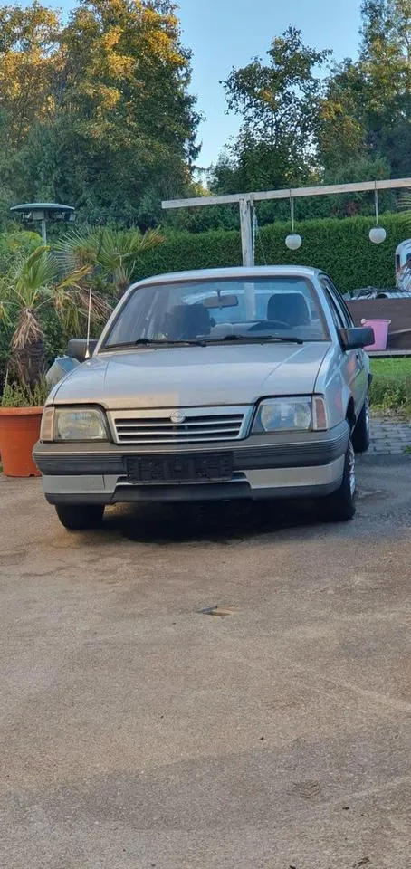 Opel Ascona