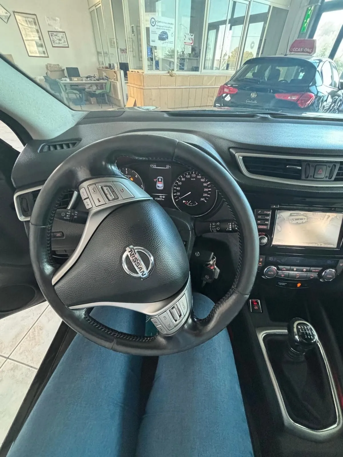 Nissan Qashqai 2015 photo 5