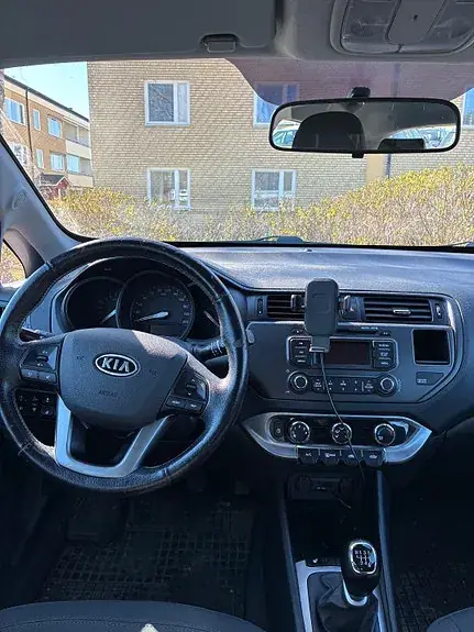 Kia Rio 2012 photo 5