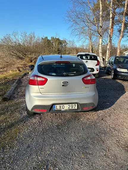 Kia Rio 2012 photo 2