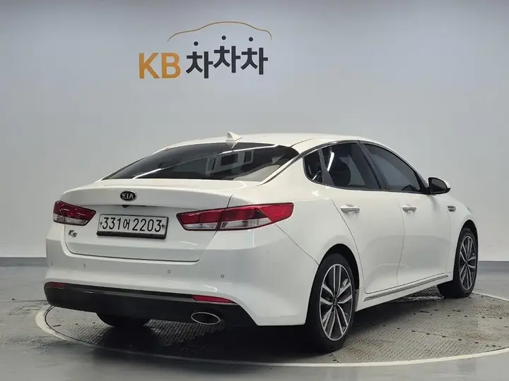 Kia K5 2018 photo 3