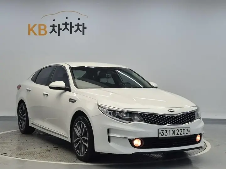 Kia K5 2018 photo 4