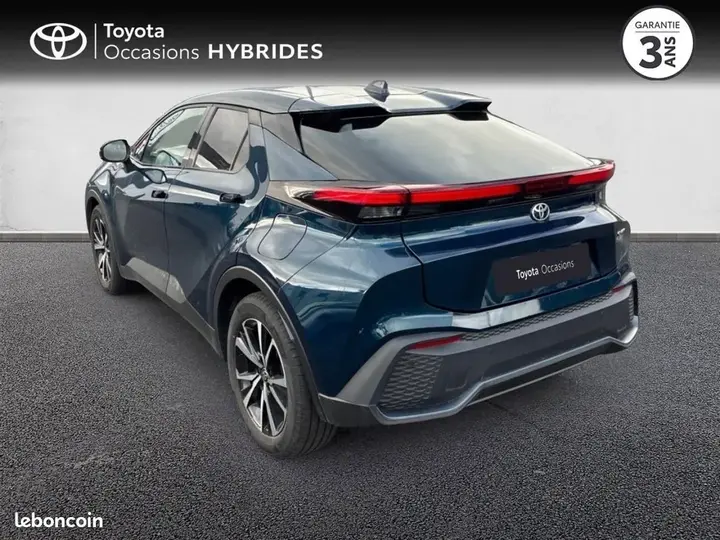 Toyota C-Hr 2025 photo 2