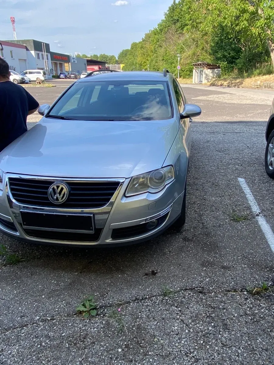 Volkswagen Passat 2008 photo 2