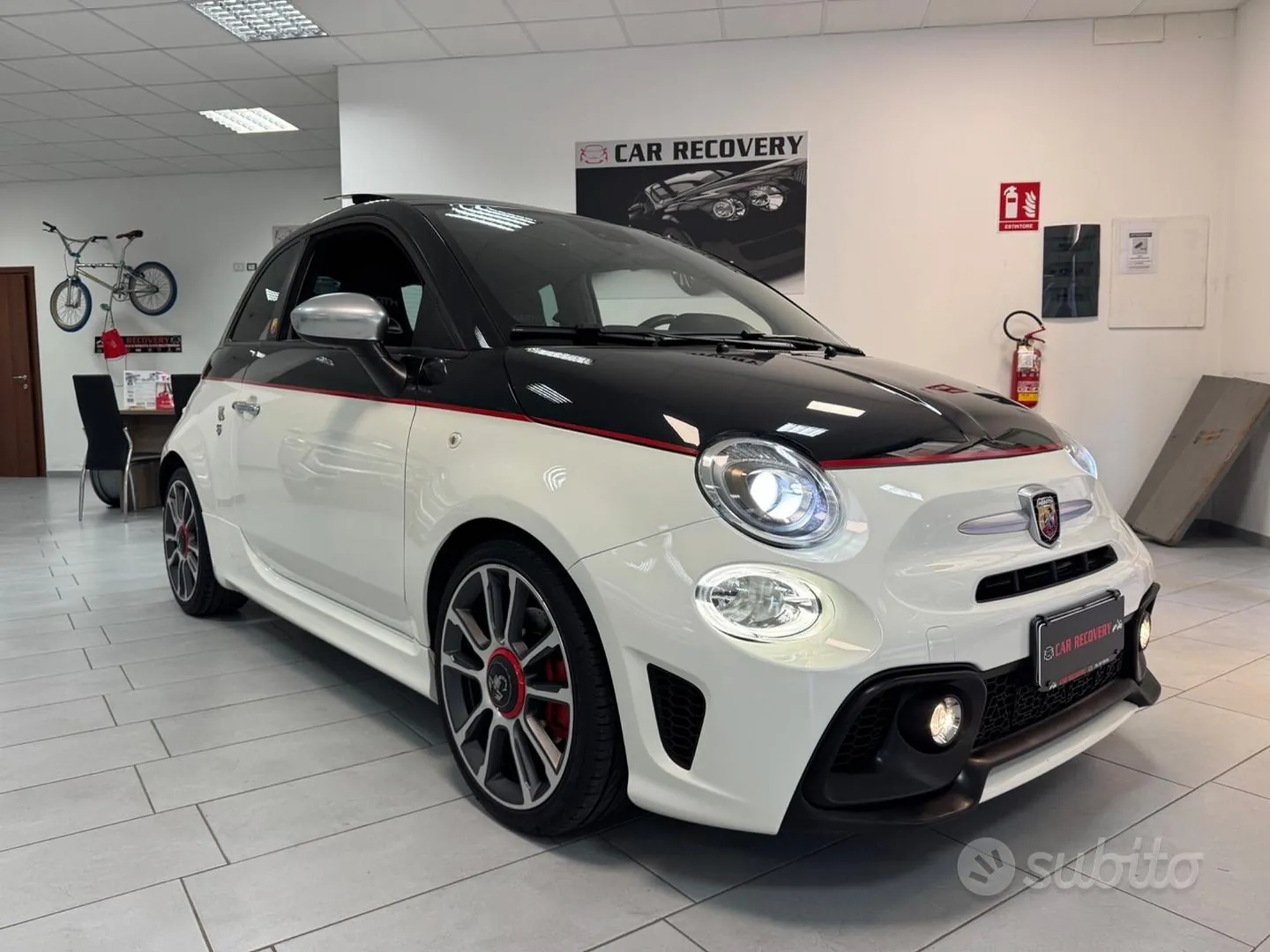 Abarth 595 2021 photo 2