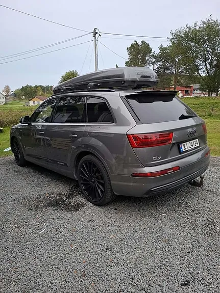 Audi Q7 2017 photo 5