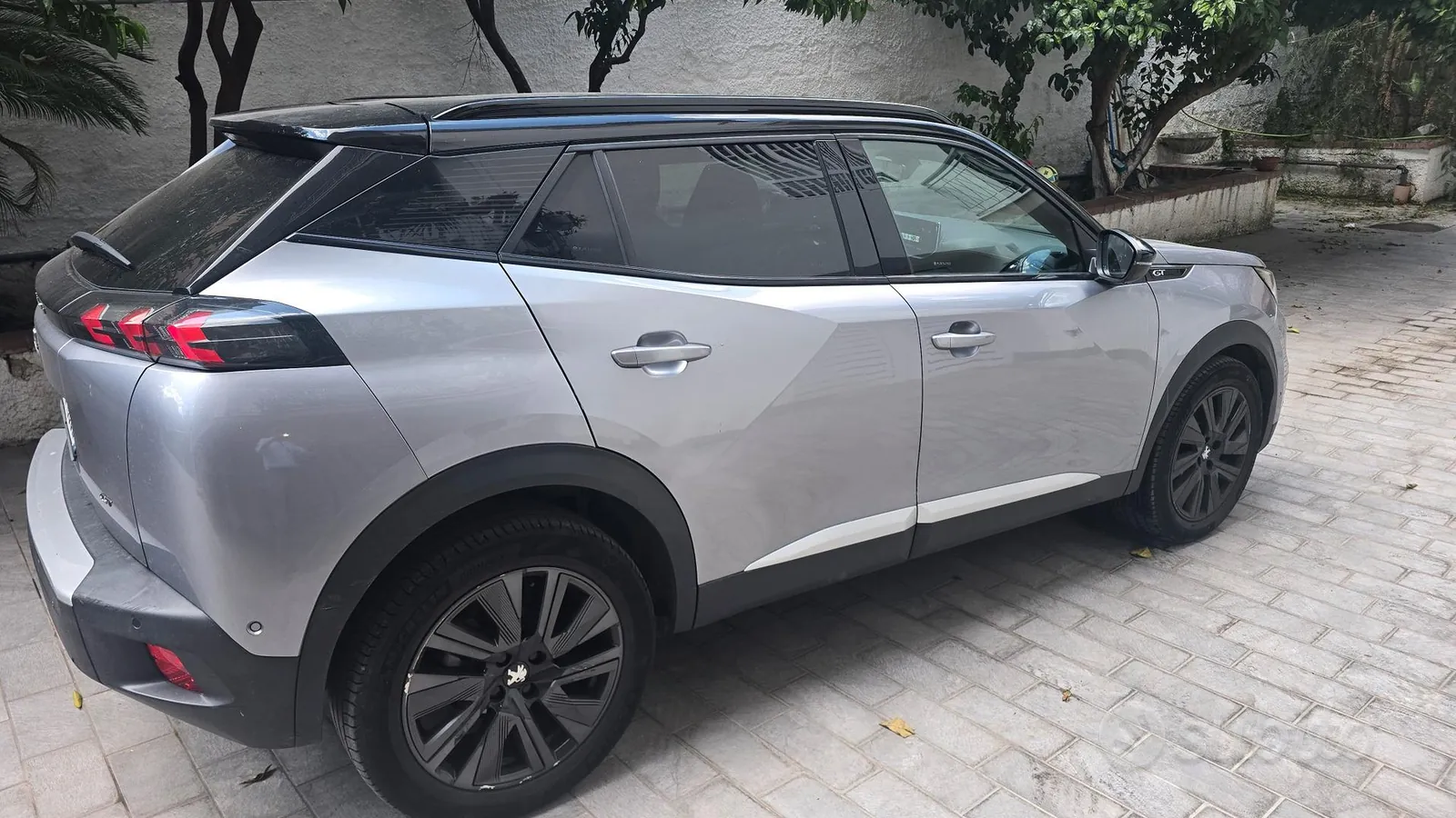 Peugeot 2008 2021 photo 4