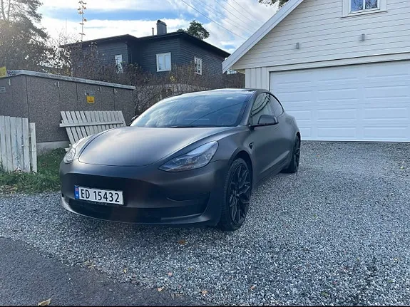Tesla Model 3 2021 photo 3