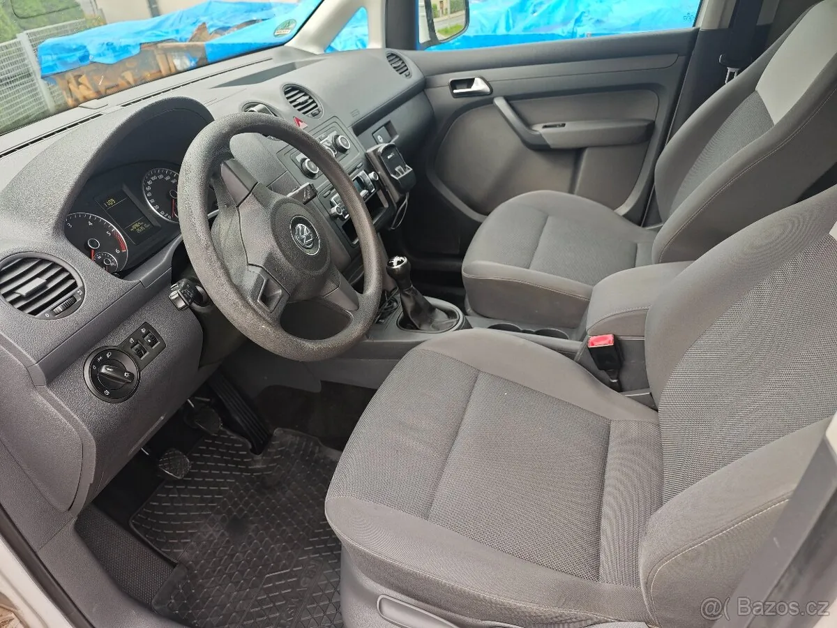 Volkswagen Caddy 2012 photo 4