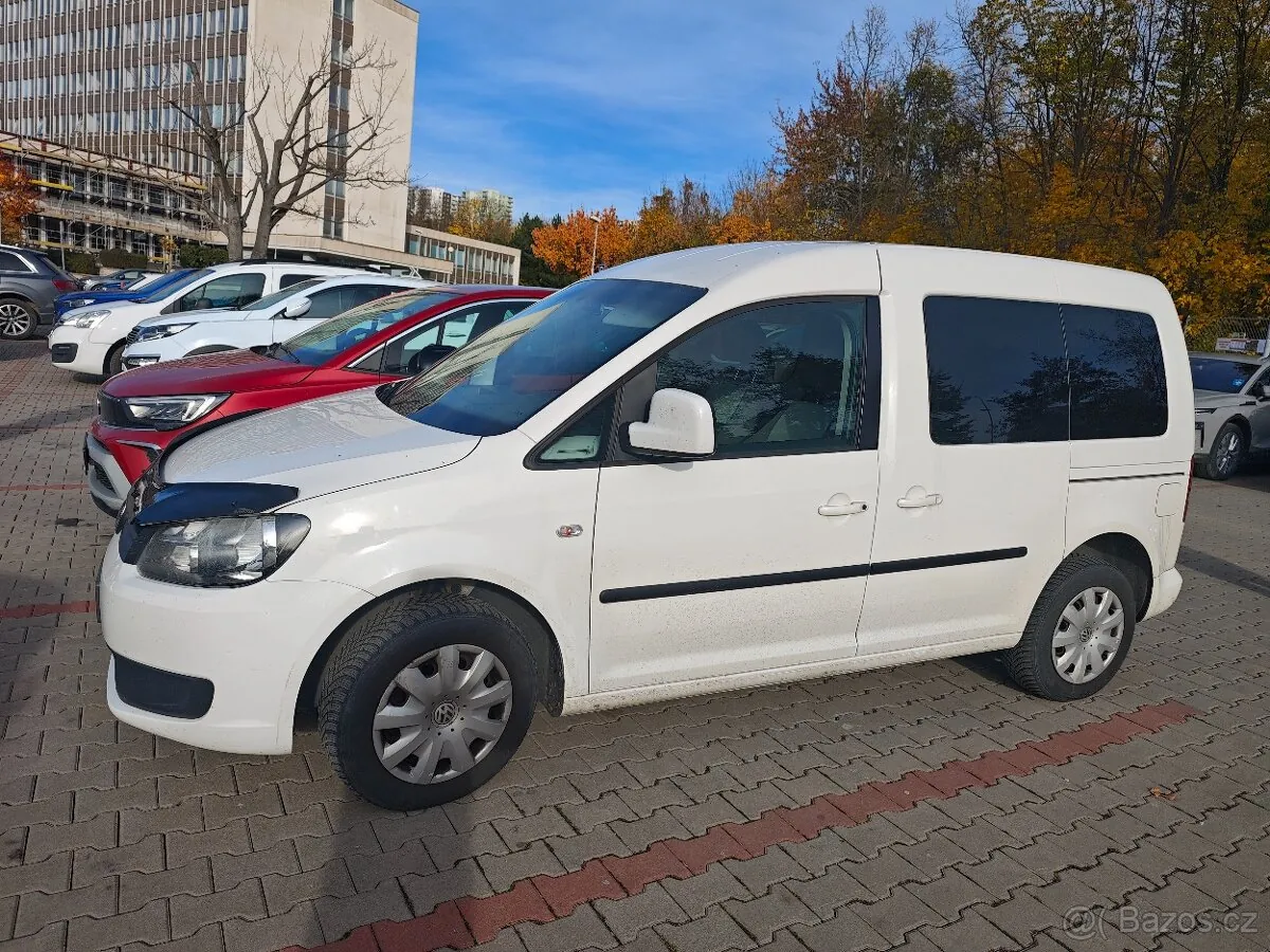 Volkswagen Caddy 2012 photo 2