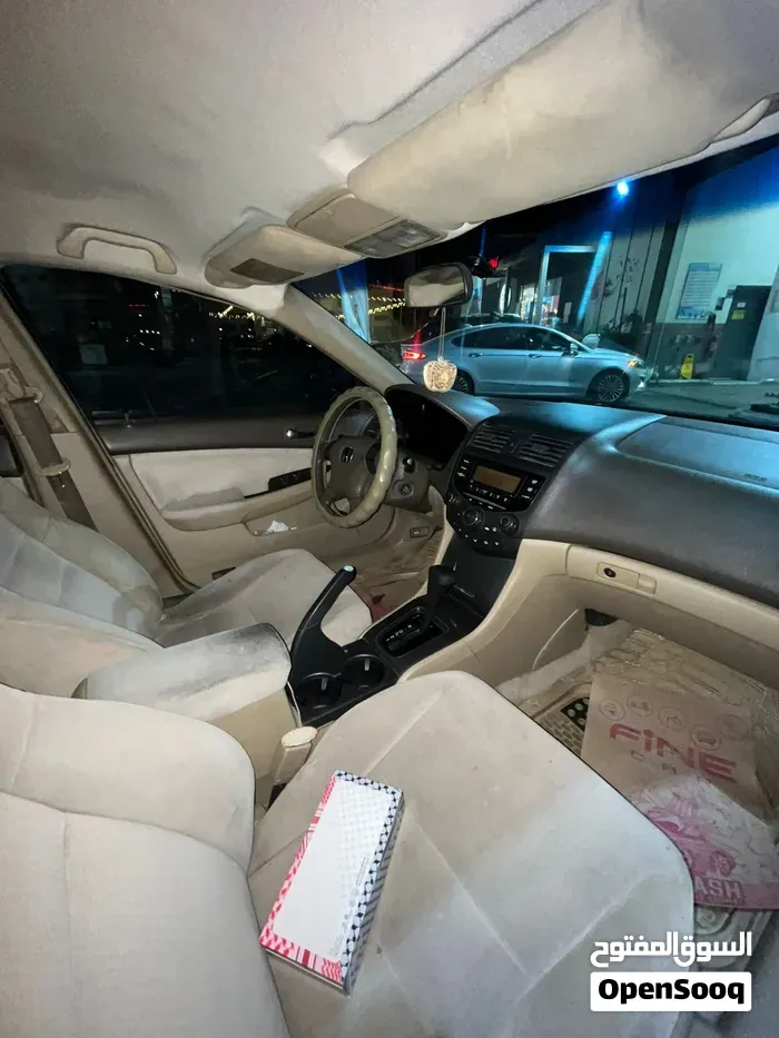 Honda Accord 2005 photo 4