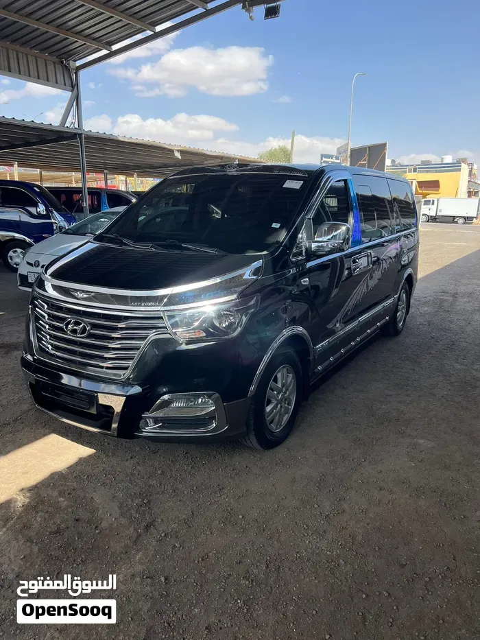 Hyundai H1 2019 photo 2