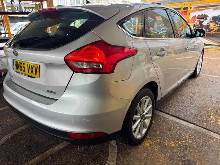 Ford Focus 2015 photo 4
