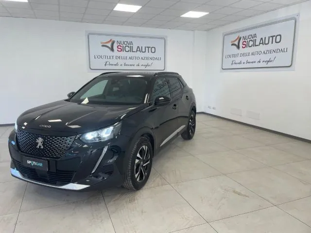 Peugeot 2008 2023 photo 3