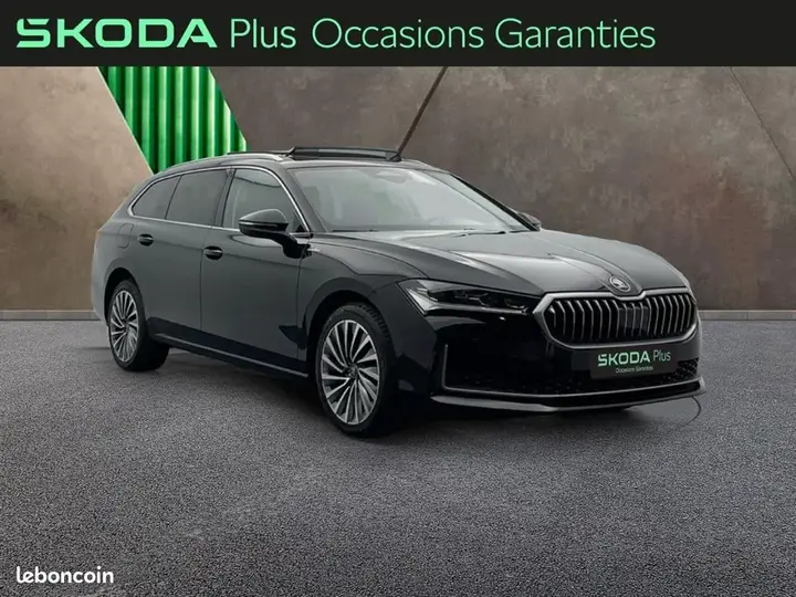 Skoda Superb 2025 photo 4