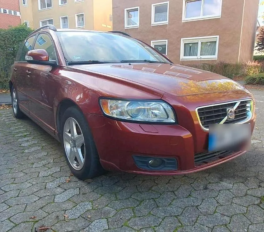 Volvo V50
