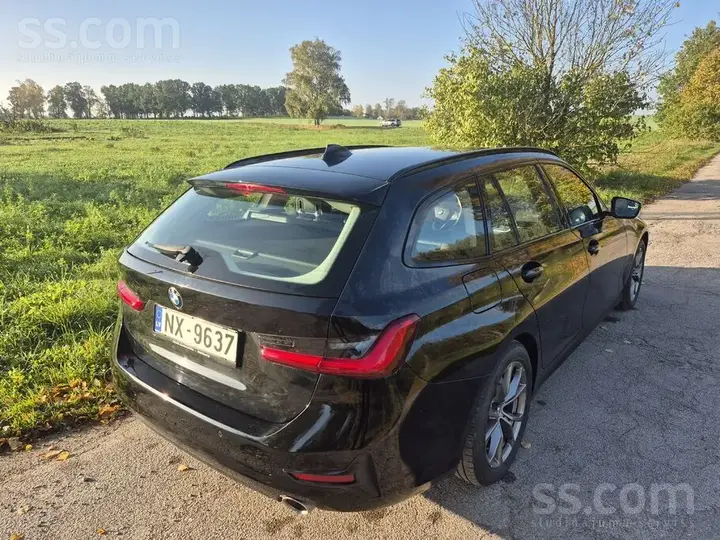 BMW 330D 2020 photo 4