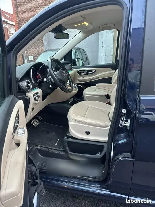 Mercedes-Benz V-Class 2017 photo 5