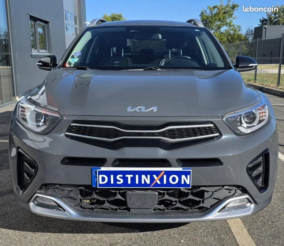 Kia Stonic 2023 photo 3