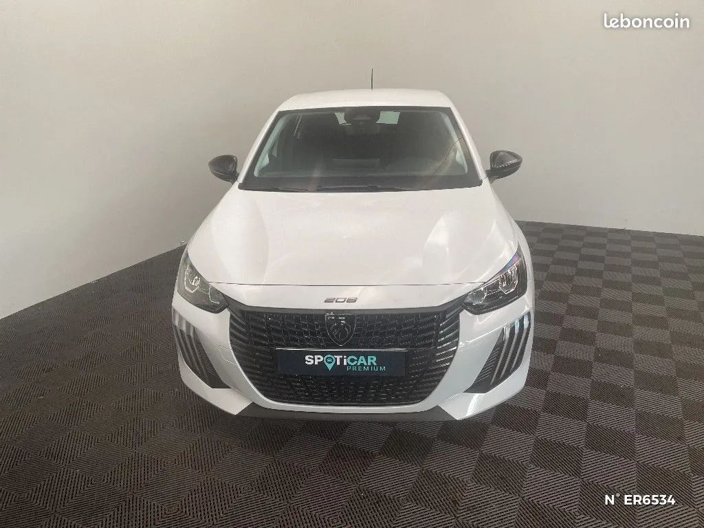 Peugeot 208 2025 photo 3