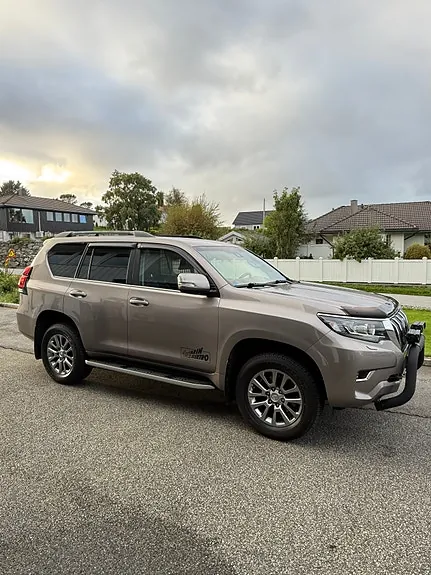 Toyota Land Cruiser 2020 photo 5