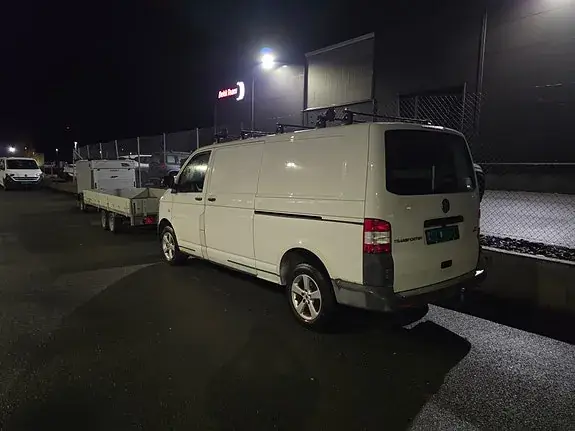 Volkswagen Transporter 2012 photo 3