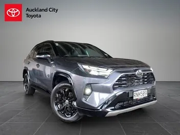 Toyota Rav4 2025 photo 2