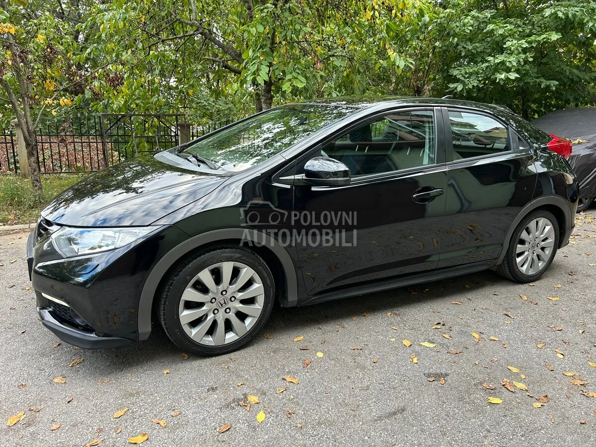 Honda Civic 2013 photo 3