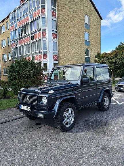Mercedes-Benz G400